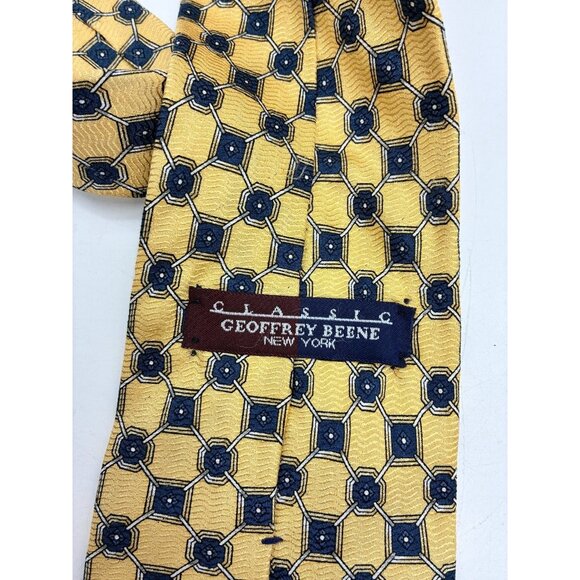 Geoffrey Beene Yellow Blue Geometric Silk Necktie Tie Classic Formal Business - Picture 4 of 5